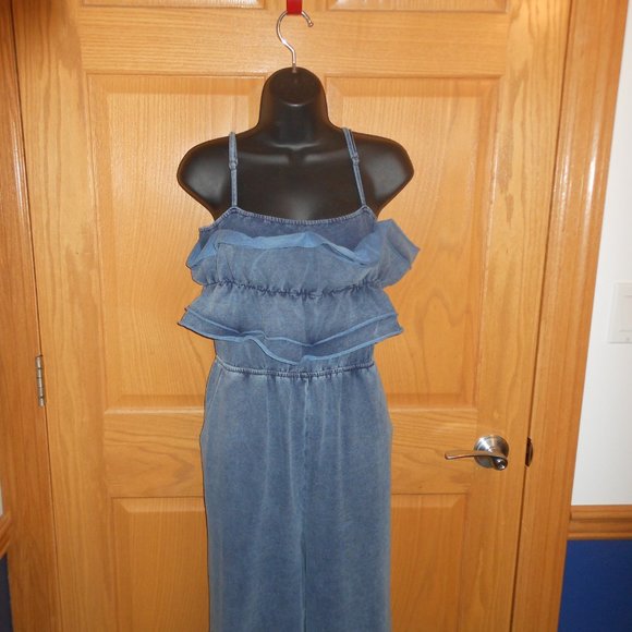 NWT!!! Ruffled WHITE BIRCH Knit Denim Jumpsuit - Picture 2 of 10